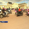 У Франції жінки провели байкерський парад (відео)