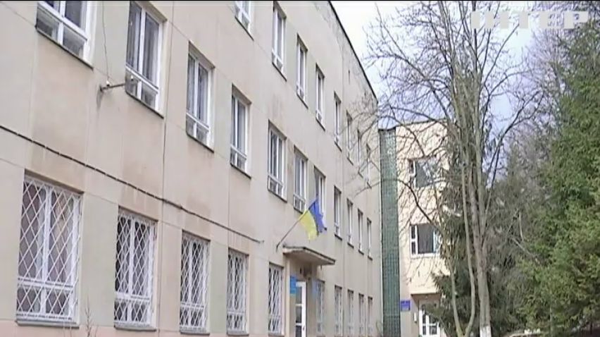У Львові захворіли на кір 17 школярів