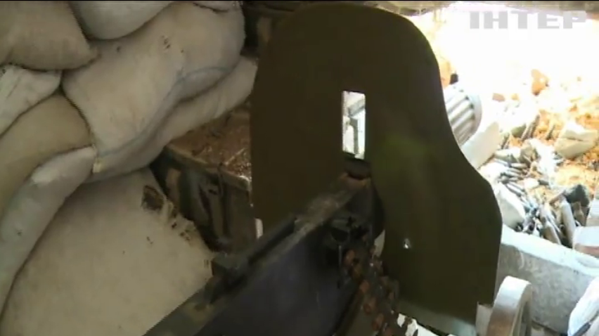 На Донбассе боевики вели обстрелы из запрещенных орудий
