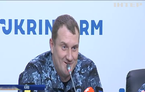 Визволені українські моряки дали першу прес-конференцію