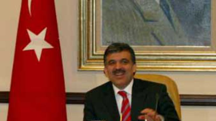 Гул предупреждает курдов "не провоцировать" правительство в Анкаре
