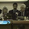 Арафат намерен просить Аббаса исполнять обязанности главы правительства до назначения нового премьера