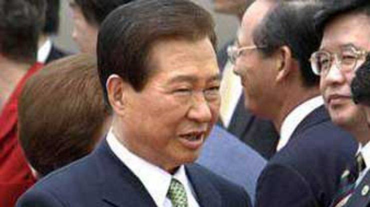 Президент Южной Кореи проведет референдум по вопросу о доверии главе государства