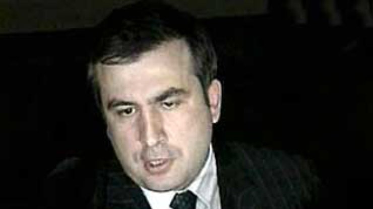 Саакашвили лидирует на президентских выборах в Грузии