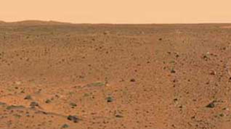 Марсоход Spirit передал с поверхности Марса 225 цветных изображений