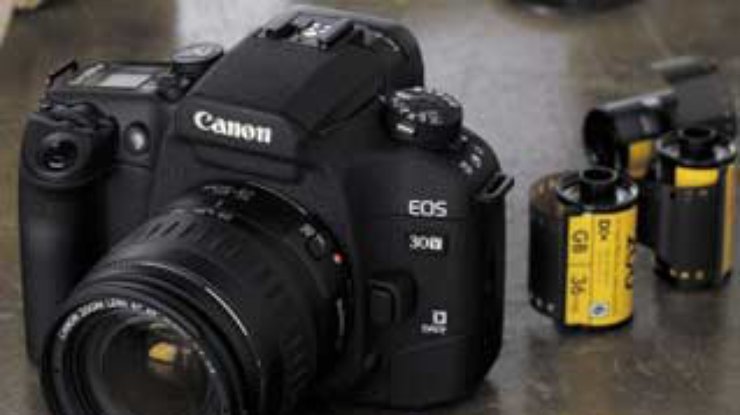 Canon представил новые "зеркалки" семейства EOS