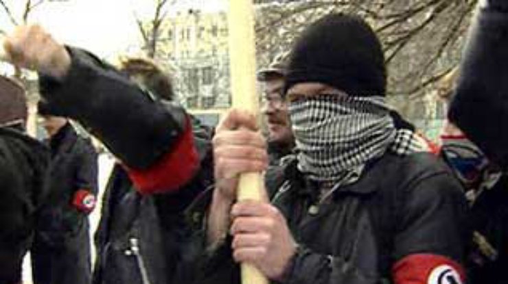 Московский ОМОН задержал 50 "лимоновцев", попытавшихся провести шествие в центре города
