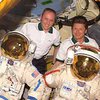 ЧП на МКС: во время выхода космонавтов в открытый космос упало давление в баллоне скафандра