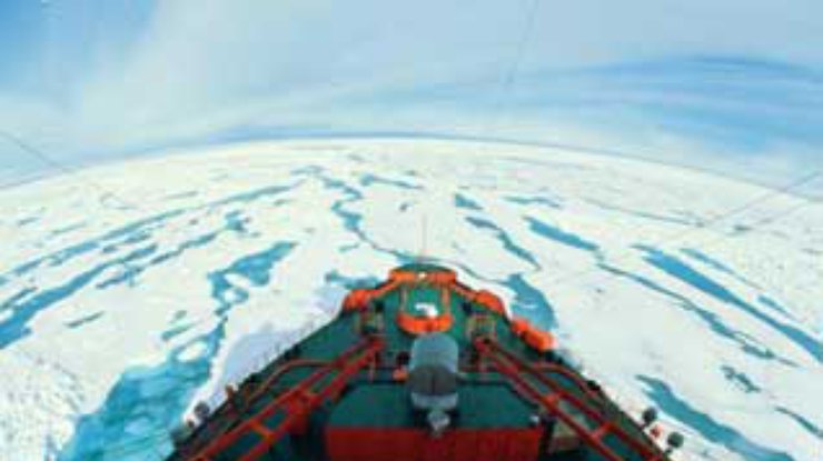 Роскошные арктические круизы грозят ядерной катастрофой