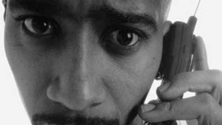 Суеверные нигерийцы верят, что могут умереть от звонка по телефону