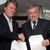 Ющенко и Кинах подписали соглашение о честных выборах