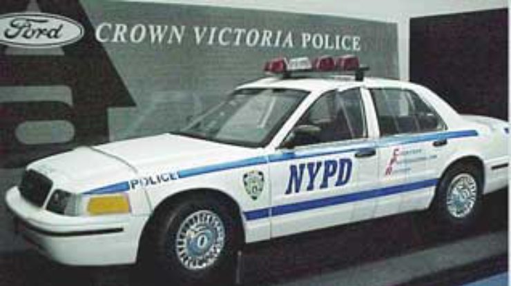 Концерну Ford разрешили не продавать CrownVictoria полицейским