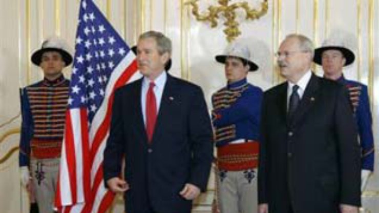Координатор ПОРЫ встретился с Бушем и предложил создать международную аналитическую организацию