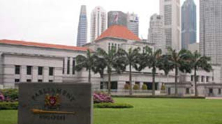 Сингапур ужесточает правила сексуальной активности ВИЧ-инфицированных