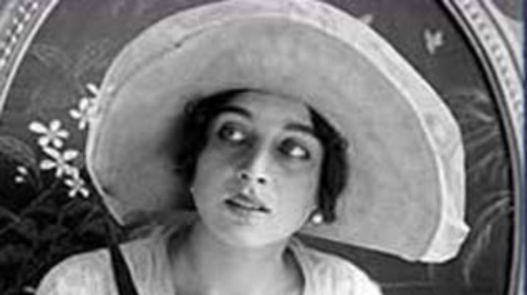 9 августа 1893 года родилась знаменитая актриса немого кино Вера Холодная