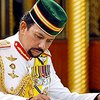 Младшему брату султана Брунея грозит тюрьма за то, что он живет не по средствам