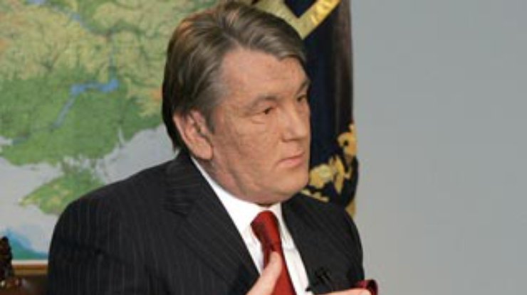 "The Financial Times": Ющенко обещает "более демократическую" конституцию