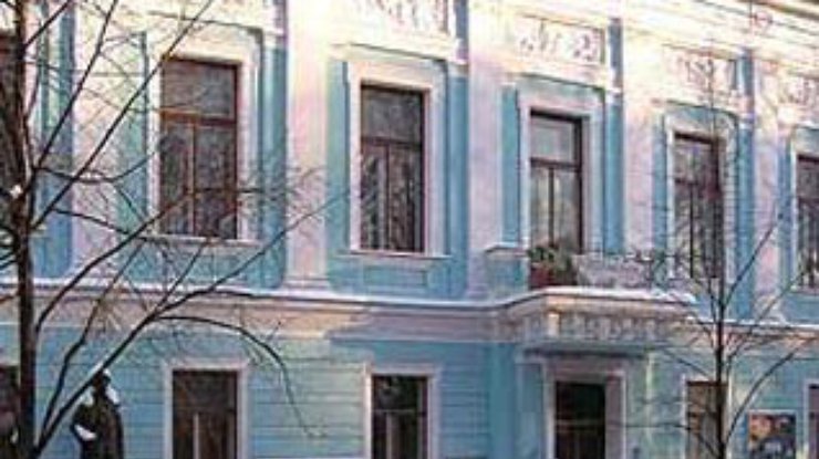 Киевский музей много лет не может забрать свои картины из Мариинского дворца