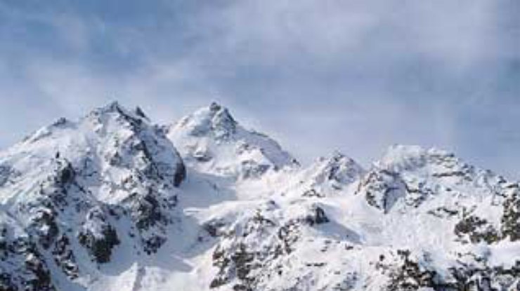 Найдены тела пропавших на Эльбрусе альпинистов (дополнено в 12:51)