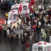 Сторонники БЮТ и ПР продолжают пикетировать Раду