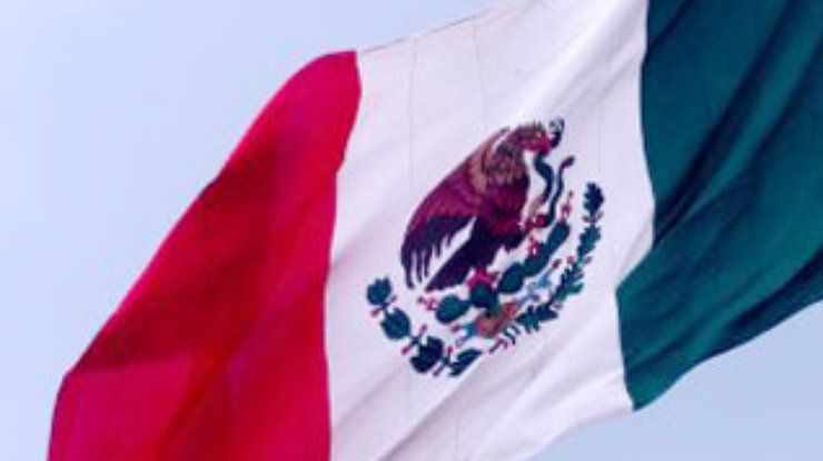 За политический мир в Мексике выступают клоуны