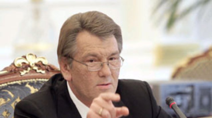 Ющенко приостановил новое положение о МВД