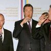 Киев приветствовал Путина, а Янукович - Тарасюка