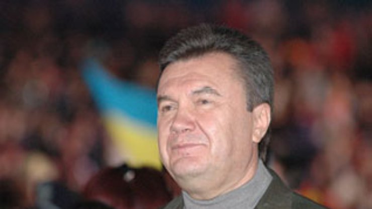 Янукович намерен завершить политреформу
