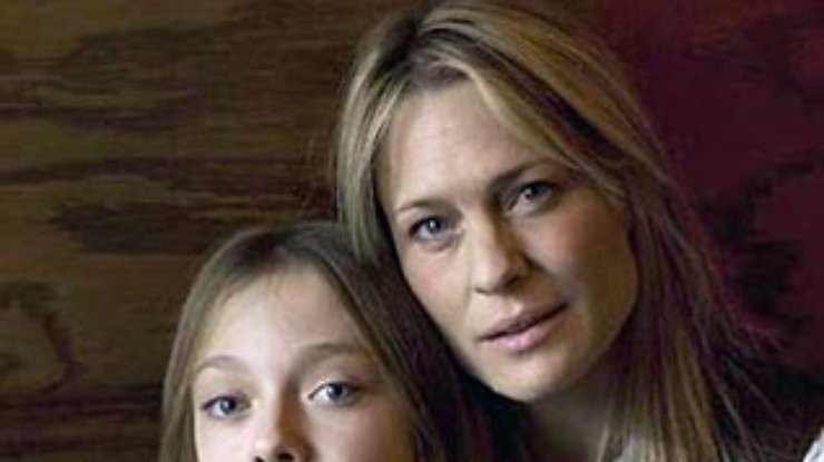 Фильм с изнасилованием 12-летней актрисы вызвал скандал в США