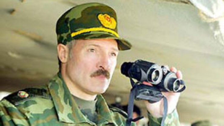 Лукашенко разрешил белорусам зарегистрировать дедовские дробовики