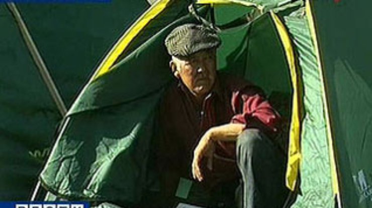 В Кыргызстане оппозиция начала массовую голодовку