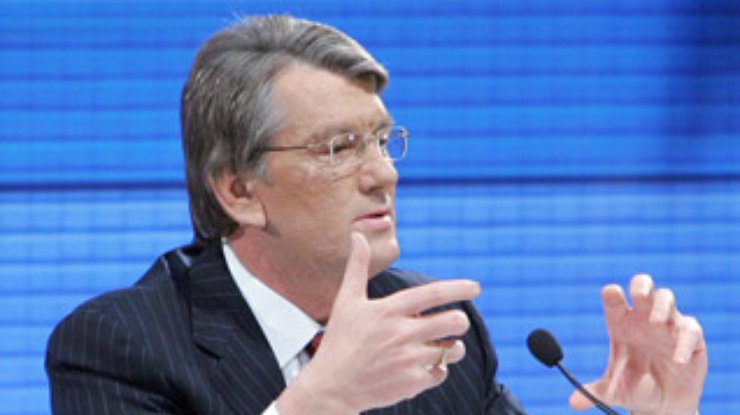 Коалиция обвиняет Ющенко в попытке парализовать работу КС