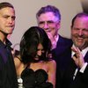 Поцелуй Джорджа Клуни купили за 350 тысяч долларов