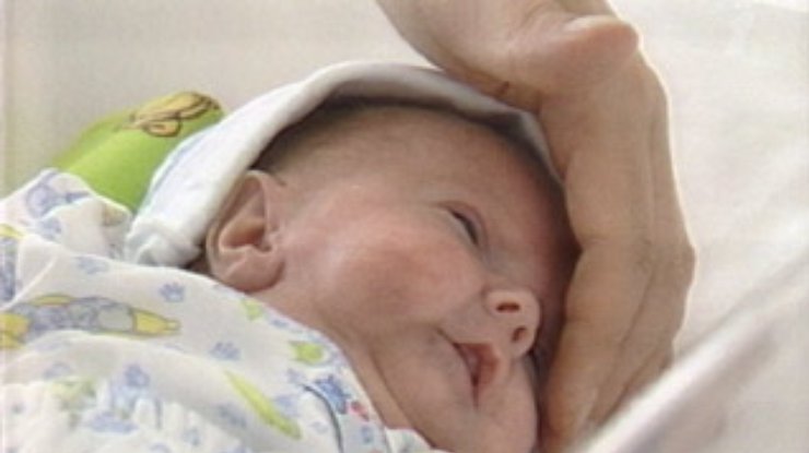 В  Житомире спасли малыша весом 490 граммов