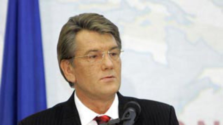 Ющенко обсудит экономику на Западе, а Янукович - на Востоке