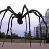 Скульптор посвятила десятиметрового паука своей матери
