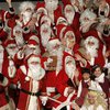 Санта Клаусы в Австралии испугали детей и обидели проституток