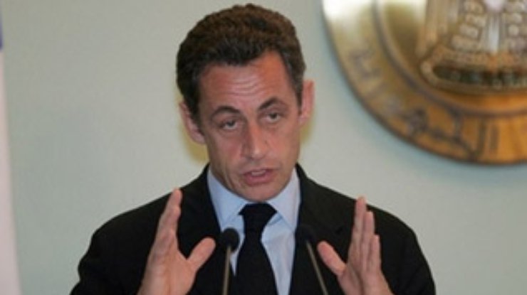 Саркози доработает конституцию, чтобы гарантировать равенство и многообразие