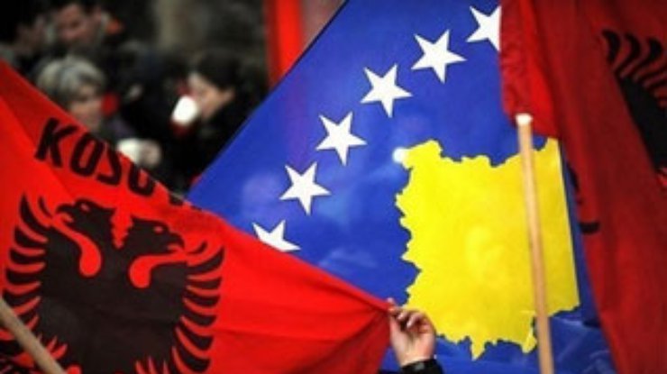 США и пять стран ЕС поддержали независимость Косово