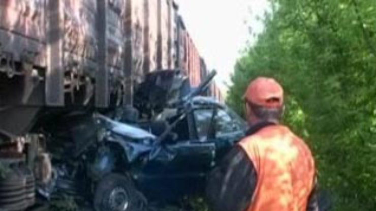 Череда автомобильных аварий в Украине продолжается