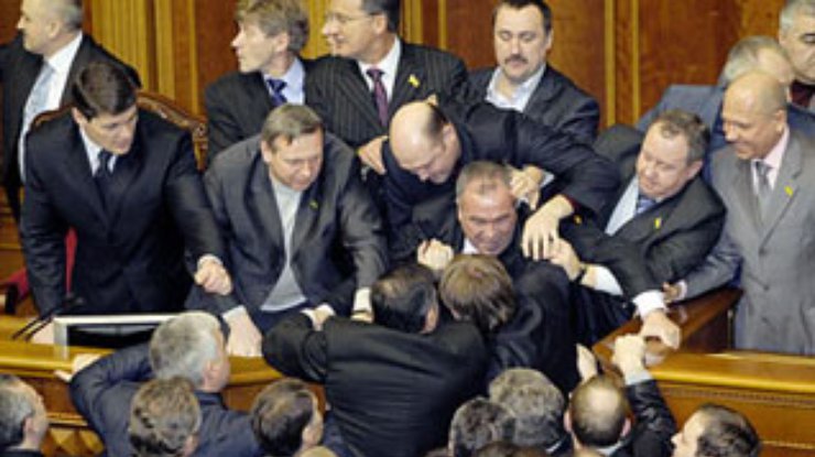 The Economist: Власть в Украине - политическая мыльная опера с продолжением