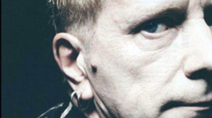Вокалиста Sex Pistols обвинили в расизме