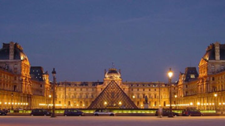 Лувр - самый посещаемый музей Франции