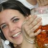 Жители Германии "топят" финансовый кризис в пиве