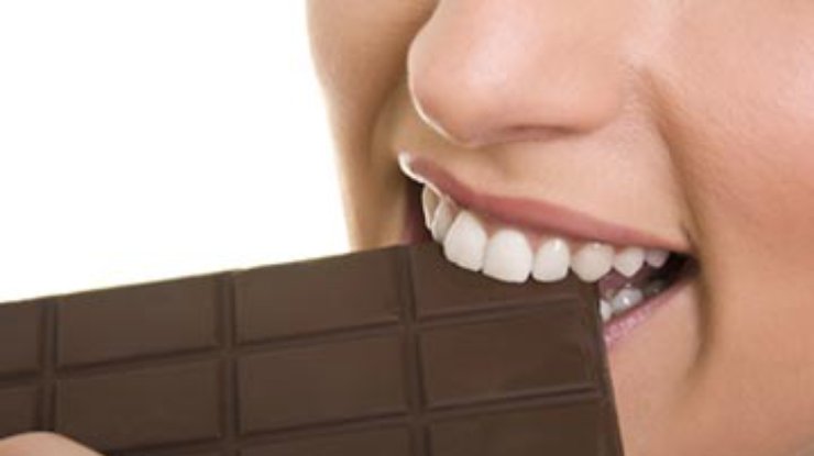 Темный шоколад сдерживает тягу к сладким и жирным продуктам