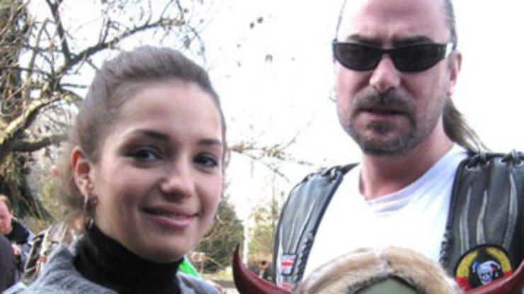 Дочь Тимошенко приняла участие в антикризисном съезде байкеров