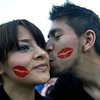 В Мехико побит рекорд по количеству одновременно целующихся пар