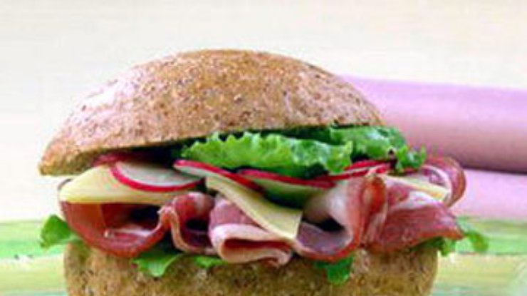 Сэндвич с беконом спасает от похмелья