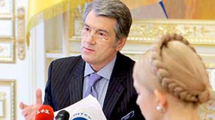 Ющенко похвалил Тимошенко за "обход" Рады
