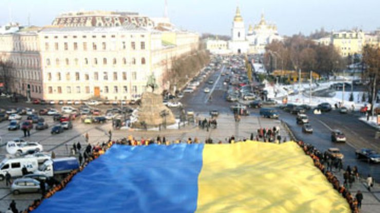 Украинцы считают власть главной угрозой для страны